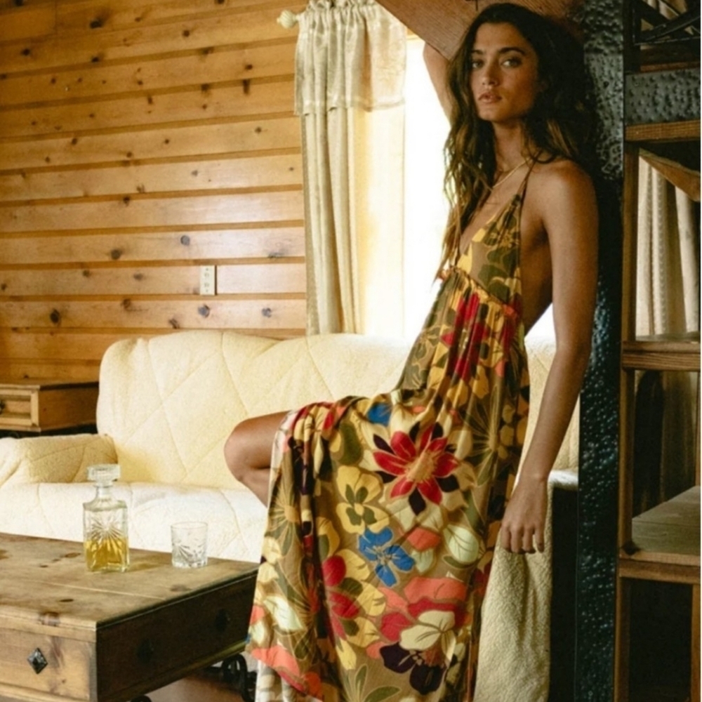 O'NEILL // retro floral print plunge halter open back side slits maxi dress
